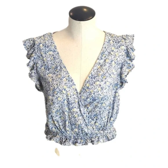Universal Thread Blue Floral Ruffle Blouse - Picture 4 of 7